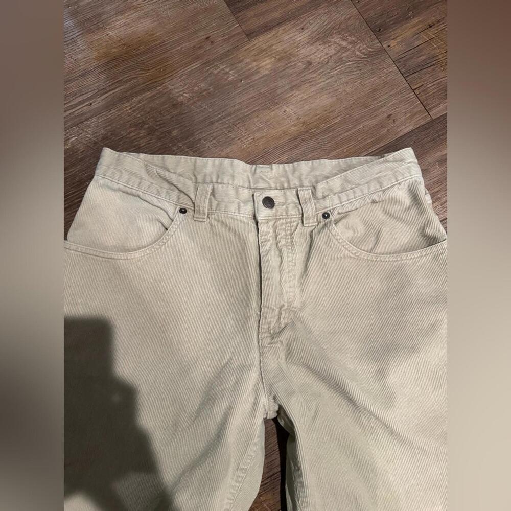 Patagonia Classic Corduroy Khaki Pants Sz 34x28 EUC - Picture 3 of 7